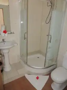 Reef Holiday Apartments - 56