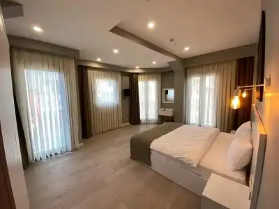 Li Pera - 23