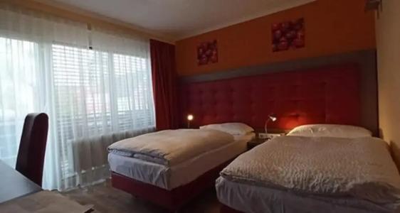 Waldblick BSR Restaurant - 84