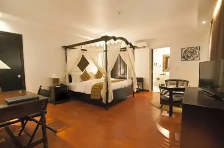 La Rose Suites - 52