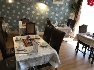 Abbey Lodge - 16
