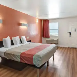 Motel 6 Dallas, TX - Forest Lane - 34