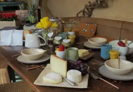 The Rooms Bed & Breakfast - 1