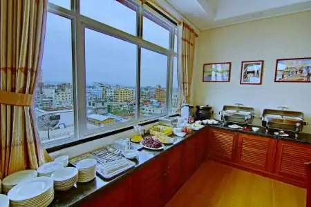 Royal Pearl - 7