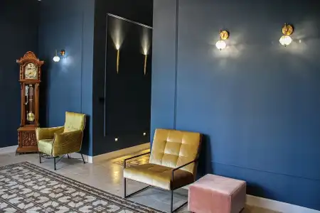 Jaffa King Gallery Boutique - 11