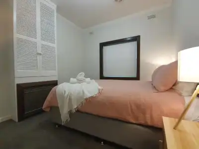 Arkana Motor Inn & Terrace Apartments - 113