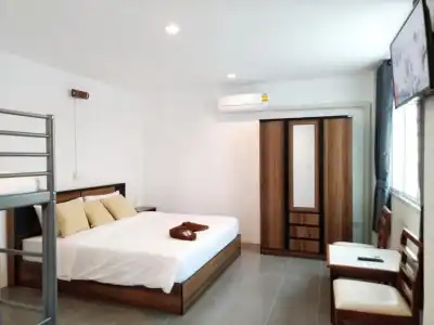 Wee Hostel - 53