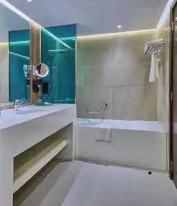 Ramada & Suites by Wyndham Dubai JBR - 31