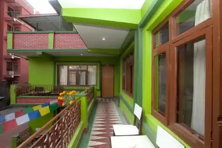 Green Horizon - 121