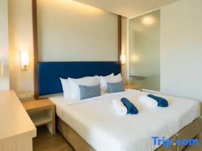 Phuket Boat Quay Panwa Beach - 136