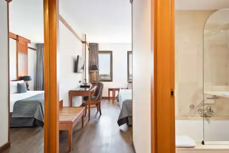 Best Western Premier CMC Girona - 62