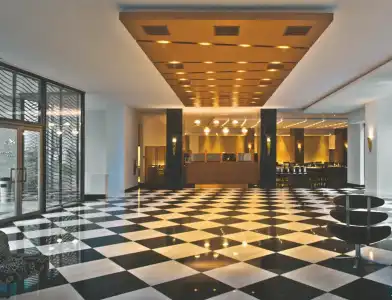 Aquila Atlantis - 16