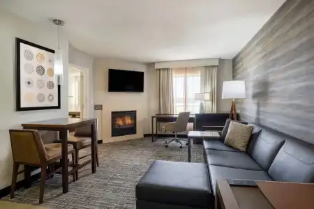 Residence Inn Bloomington - 25