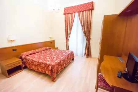 Funny Palace Hostel - 35