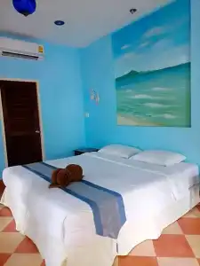 Baan Montra Beach Resort - 24
