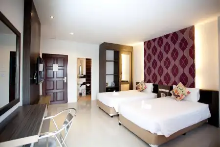 iCheck inn Chill Patong - 2