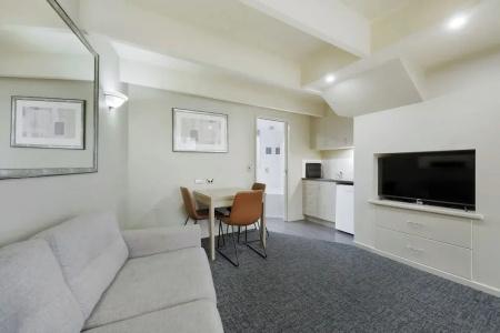 Comfort Inn On Raglan - 90
