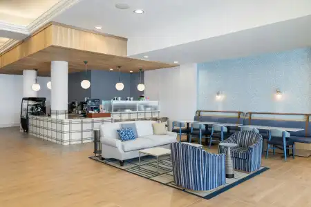 Hilton Ocean City Oceanfront Suites - 21