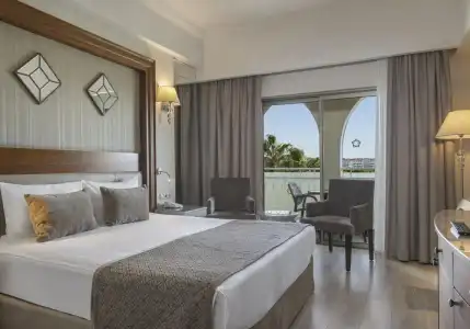Side Star Resort - 28