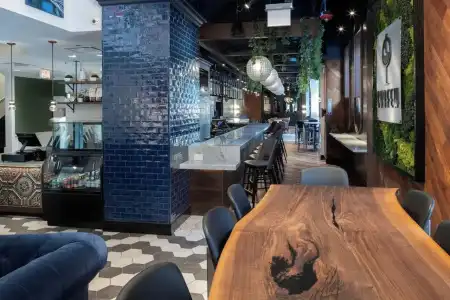 Saint Clair- Magnificent Mile - 18