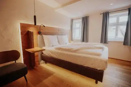 Altstadtmittehotel - 5
