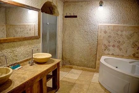 Elegance Cave Suites - 68