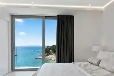 Luxury Amabilis - 204