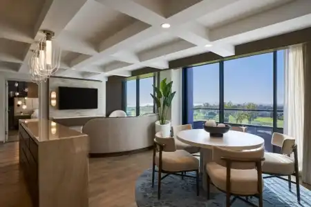 VEA Newport Beach, a Marriott Resort & Spa - 106