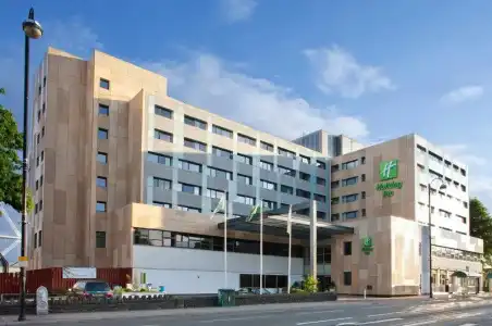 Holiday Inn Cardiff City Centre by IHG - 14
