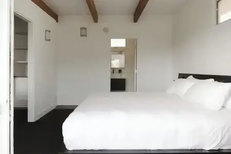 Hollywood Hills - 59