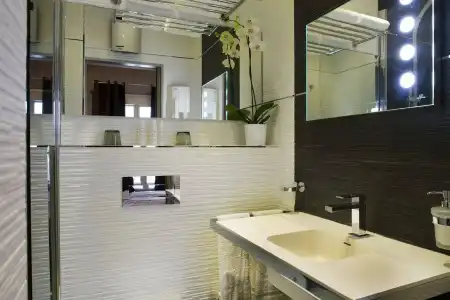 Hôtel des Arceaux - 7