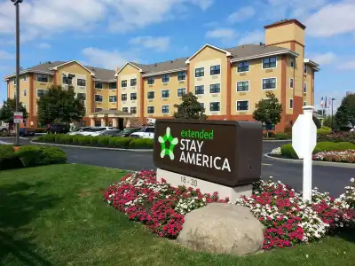 Extended Stay America Suites New York City LaGuardia Airport - 17