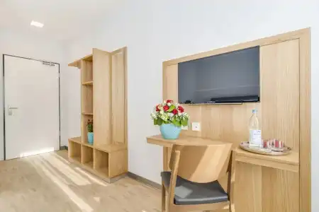 Hotel-Etage Apfelrot - 36