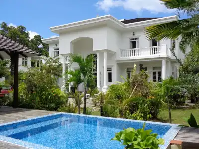 Chateau Elysium Guest house - 13