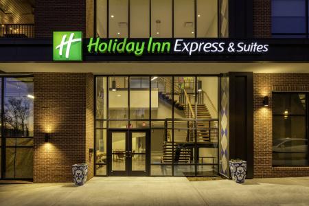 Holiday Inn Express & Suites Charlotte - South End by IHG - 0