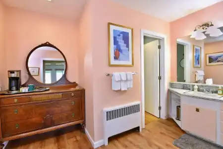 Wilburton Inn - 257