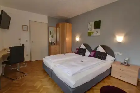H41 Inn Hostel - 26