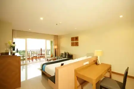 The Heritage Pattaya Beachfront Resort - 10
