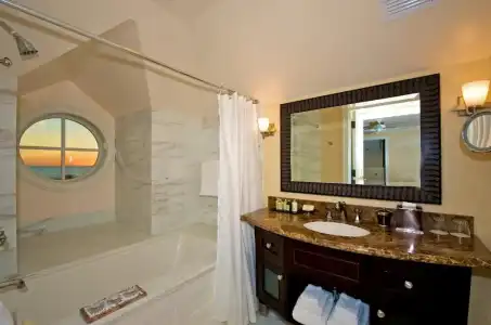 Beach Village at The Del, LXRs & Resorts - 70