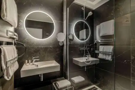 Campanile PRIME - Caen Centre Gare - 71