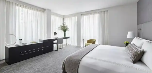 Smyth Tribeca - 150
