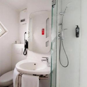 Ibis Koeln Centrum - 35