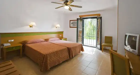 Globales Pueblo Andaluz - 5