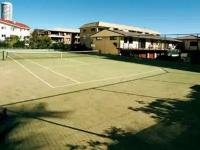 Burleigh Esplanade Beachfront Apartments - 25
