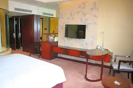 Mercure Shanghai Royalton - 36