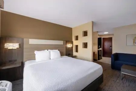 Holiday Inn Express Rochester South - Mayo Area by IHG - 36