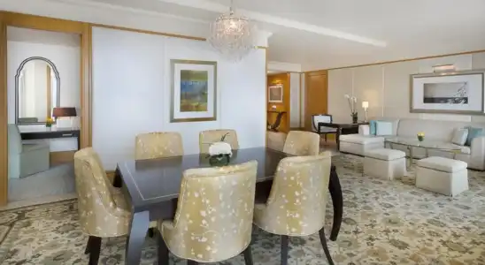 The Ritz-Carlton Executive Residences - 24