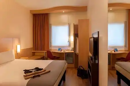 ibis Bursa - 44