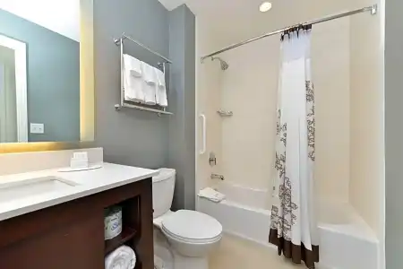 Residence Inn Des Moines Downtown - 85