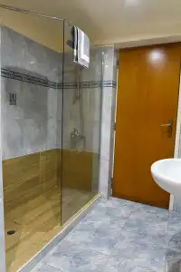 Esperides Beach Apartments - 8